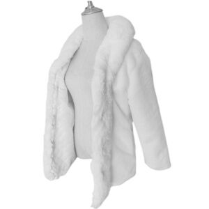 JUST FASHION NOW Optic White Faux Fur Coat Women’s Size XL. NWT Gift for Her
